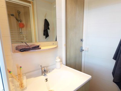 Cliquez pour découvrir toutes les photos de l'HÉBERGEMENT ! mobil-home - Vieux Moulin photo 5