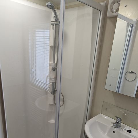 Cliquez pour découvrir toutes les photos de l'HÉBERGEMENT ! mobilhome - L'Etang Bleu photo 5