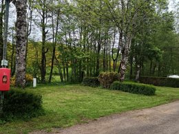 Camping Pas Cher vous présente avec son site Officiel campingpascher.fr, le Camping La Vallée classé 2 étoiles, situé sur la commune de La Tour D'auvergne dans le département Puy-de-dôme (Auvergne) en France. Le camping La Vallée, vous présente un hébergement de type mobil-home pour 6 personnes et télévision. Le camping La Vallée vous propose du dimanche 10 mai au dimanche 17 mai 2026 pour 7 nuits à 540.5€. Cette location propose 75 dates différentes pour réserver votre séjour. Découvrez également les 23 autres gammes d'hébergements du camping. Les Avis clients pour le Camping La Vallée sont excellents avec une note moyenne de 8 sur 10. Animations familiales, Aire de jeux enfants, Baby-foot, Boulangerie, Bureau de tabac, Dépôt de pain, Snack/Bar, Épicerie,... En savoir plus : cliquez-ICI.
