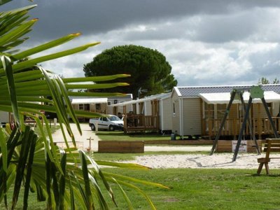 camping Les Chênes Verts photo 9