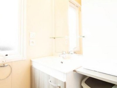 Cliquez pour découvrir toutes les photos de l'HÉBERGEMENT ! mobil-home - Le Dauphin photo 5