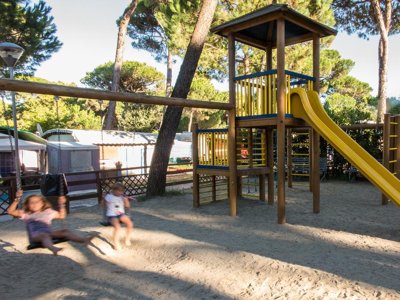 Cliquez pour découvrir toutes les photos de l'ÉTABLISSEMENT ! camping Rivaverde Easy Village photo 7