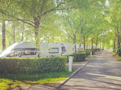 Cliquez pour découvrir toutes les photos de l'ÉTABLISSEMENT ! camping Flower L'Air Du Lac photo 12