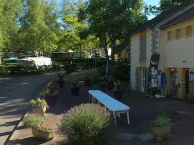 Cliquez pour découvrir toutes les photos de l'ÉTABLISSEMENT ! camping Flower L'Air Du Lac photo 13