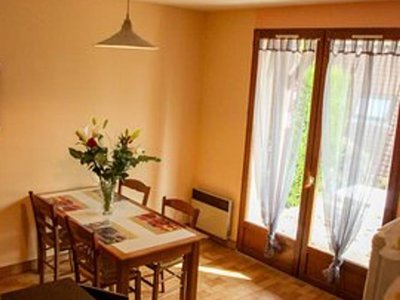 Cliquez pour découvrir toutes les photos de l'HÉBERGEMENT ! maison de campagne - Flower L'Air Du Lac photo 4