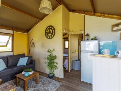 Cliquez pour découvrir toutes les photos de l'HÉBERGEMENT ! lodge - Ile De La Comtesse photo 2