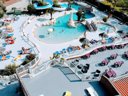 Camping Pas Cher vous présente avec son site Officiel campingpascher.fr, le Camping Le Royan classé 4 étoiles, situé sur la commune de Royan dans le département Charente-maritime (Poitou Charentes) en France. Le camping Le Royan vous propose un hébergement de type mobil-home de 23 m². L'établissement vous propose 10 autres types d'hébergements. Découvrez tous nos séjours à petits prix dans la commune et aux alentours de Royan du département : Charente-maritime (Poitou Charentes). Les Avis clients pour le Camping Le Royan sont excellents avec une note moyenne de 8 sur 10. Piscine chauffée, Piscine extérieure, Animation enfants, Animations familiales, Club enfants, Aire de jeux enfants, Ping-pong, Pétanque, Salle de jeux vidéo, Structure gonflable enfants, Terrain multisports, Bar, Dépôt de pain, Snack/Bar, Épicerie,... En savoir plus : cliquez-ICI.