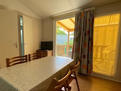Cliquez pour découvrir toutes les photos de l'HÉBERGEMENT ! mobil-home - Au Joyeux Faune photo 5