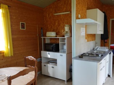 Cliquez pour découvrir toutes les photos de l'HÉBERGEMENT ! chalet - Montbartoux photo 2
