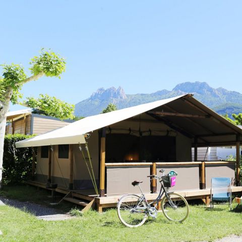 tente toile et bois - La Ravoire photo 1