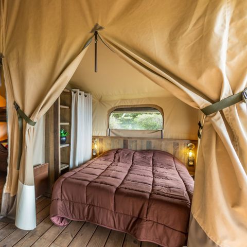 Cliquez pour découvrir toutes les photos de l'HÉBERGEMENT ! tente toile et bois - La Ravoire photo 3