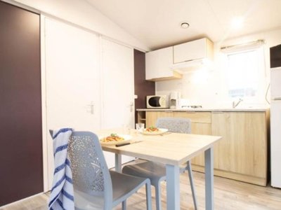 Cliquez pour découvrir toutes les photos de l'HÉBERGEMENT ! mobil-home - Les Pins D'Oléron photo 3