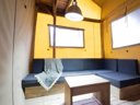 Cliquez pour découvrir toutes les photos de l'HÉBERGEMENT ! tente en toile et bois - camping Les Pins D'Oléron photo 3