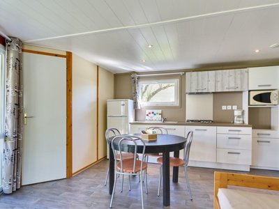 Cliquez pour découvrir toutes les photos de l'HÉBERGEMENT ! chalet - La Brande photo 3