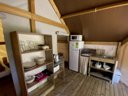Cliquez pour découvrir toutes les photos de l'HÉBERGEMENT ! tente en toile et bois - camping La Cailletiere - Paradis photo 3