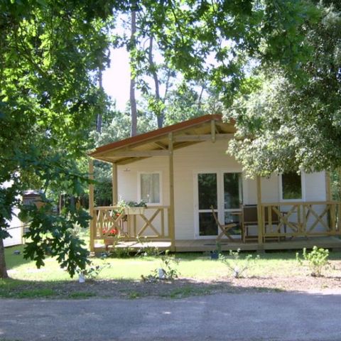 Cliquez pour découvrir toutes les photos de l'HÉBERGEMENT ! chalet - Le Sous Bois photo 2