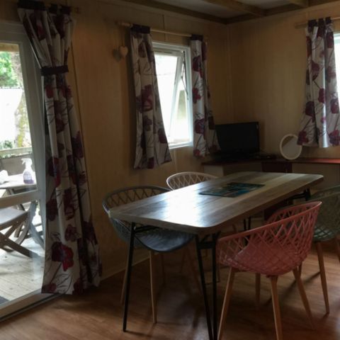 Cliquez pour découvrir toutes les photos de l'HÉBERGEMENT ! chalet - Le Sous Bois photo 4