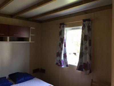 Cliquez pour découvrir toutes les photos de l'HÉBERGEMENT ! chalet - Le Sous Bois photo 8