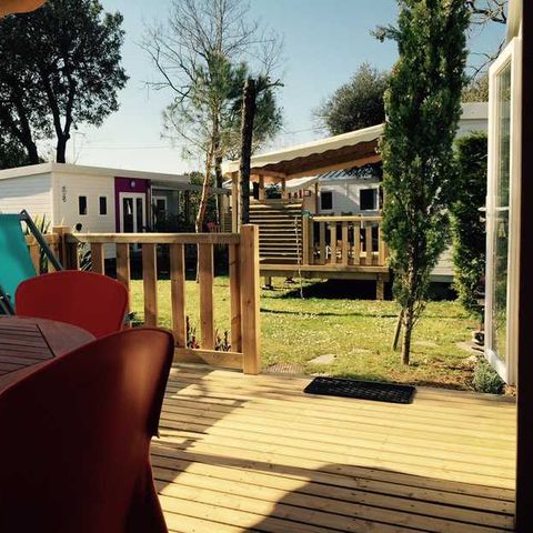 Cliquez pour découvrir toutes les photos de l'HÉBERGEMENT ! mobilhome - Le Sous Bois photo 4