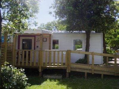 Cliquez pour découvrir toutes les photos de l'HÉBERGEMENT ! mobil-home - Le Sous Bois photo 3