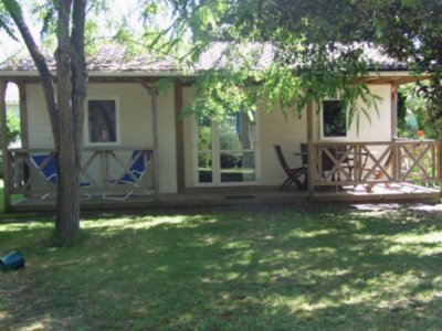 Cliquez pour découvrir toutes les photos de l'HÉBERGEMENT ! chalet - Le Sous Bois photo 2