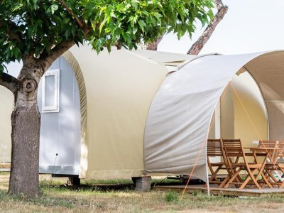 Cliquez pour découvrir toutes les photos de l'HÉBERGEMENT ! tente en toile et bois - Les Sables Vignier Plage photo 7