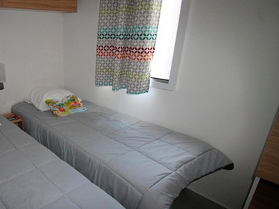 Cliquez pour découvrir toutes les photos de l'HÉBERGEMENT ! mobil-home - Les Sables Vignier Plage photo 6
