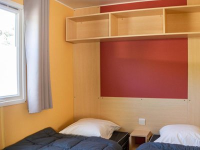 Cliquez pour découvrir toutes les photos de l'HÉBERGEMENT ! mobil-home - Les Sables Vignier Plage photo 6