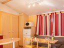 Cliquez pour découvrir toutes les photos de l'HÉBERGEMENT ! mobil-home - camping Les Sables Vignier Plage photo 2