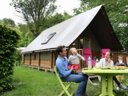 Cliquez pour découvrir toutes les photos de l'HÉBERGEMENT ! tente en toile et bois - camping Le Nid Du Parc photo 3
