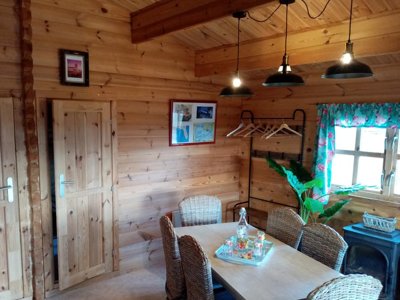Cliquez pour découvrir toutes les photos de l'HÉBERGEMENT ! chalet - La Perle photo 9