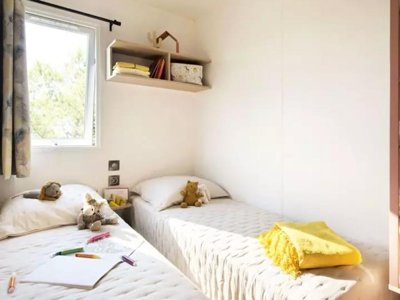 Cliquez pour découvrir toutes les photos de l'HÉBERGEMENT ! mobil-home - 2 Plages Et Océan photo 2