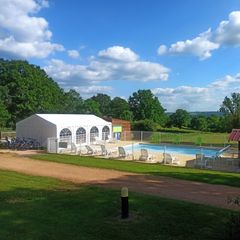 Camping Pas Cher vous présente avec son site Officiel campingpascher.fr, le Établissement Des Papillons, situé sur la commune de Lalizolle dans le département Allier (Auvergne) en France. L'établissement Des Papillons vous propose un hébergement de type mobilhome de 24 m². L'établissement vous propose 2 autres types d'hébergements. Découvrez tous nos séjours à petits prix dans la commune et aux alentours de Lalizolle du département : Allier (Auvergne).... En savoir plus : cliquez-ICI.