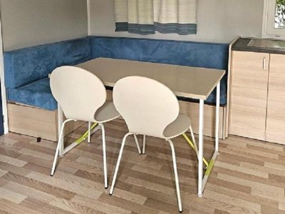 Cliquez pour découvrir toutes les photos de l'HÉBERGEMENT ! mobil-home - De Charlieu photo 6