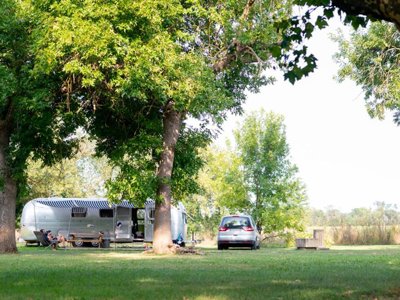 Cliquez pour découvrir toutes les photos de l'HÉBERGEMENT ! caravane - Du Val De Saône photo 3