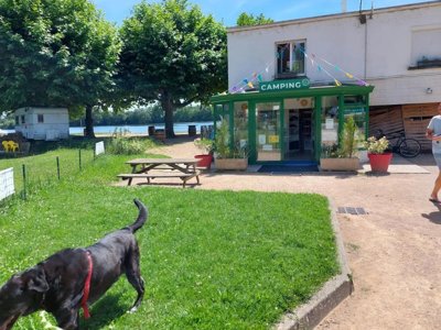Cliquez pour découvrir toutes les photos de l'ÉTABLISSEMENT ! établissement De Thoissey photo 5