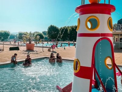Cliquez pour découvrir toutes les photos de l'ÉTABLISSEMENT ! établissement De Thoissey photo 7