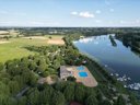 Cliquez pour découvrir toutes les photos de l'HÉBERGEMENT ! caravane - camping Du Val De Saône photo 7
