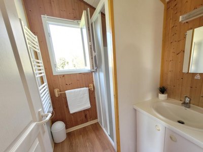 Cliquez pour découvrir toutes les photos de l'HÉBERGEMENT ! chalet - La Venise Verte photo 6