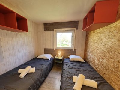Cliquez pour découvrir toutes les photos de l'HÉBERGEMENT ! mobil-home - La Venise Verte photo 5