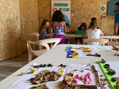 Cliquez pour découvrir toutes les photos de l'ÉTABLISSEMENT ! camping Flower Le Pre Des Sables photo 13