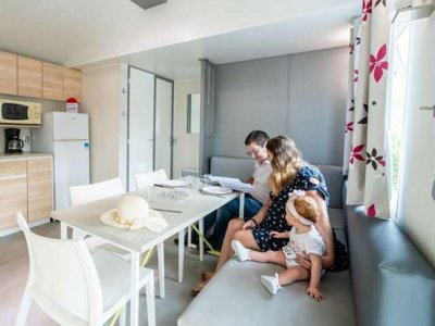 Cliquez pour découvrir toutes les photos de l'HÉBERGEMENT ! mobil-home - Le Grand Pré photo 2