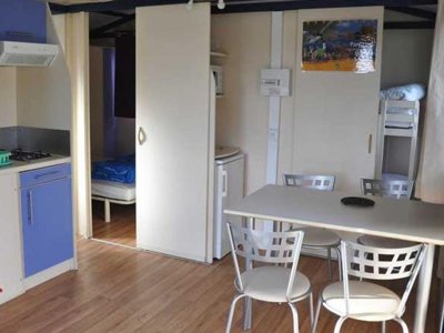 Cliquez pour découvrir toutes les photos de l'HÉBERGEMENT ! chalet - L'Oasis Du Berry photo 4