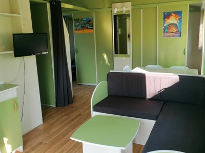Cliquez pour découvrir toutes les photos de l'HÉBERGEMENT ! chalet - L'Oasis Du Berry photo 3