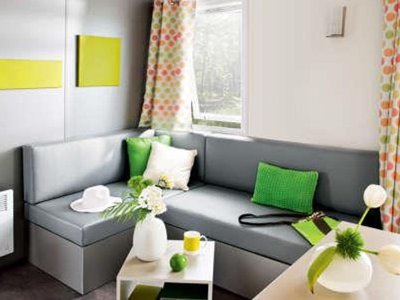 Cliquez pour découvrir toutes les photos de l'HÉBERGEMENT ! mobil-home - Du Lac De Saint-Cyr photo 4