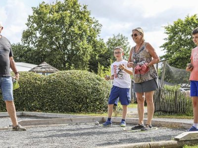 Cliquez pour découvrir toutes les photos de l'ÉTABLISSEMENT ! camping Flower Le Val De Vie photo 22