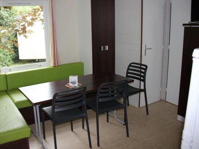 Cliquez pour découvrir toutes les photos de l'HÉBERGEMENT ! mobil-home - Le Trèfle à 4 Feuilles photo 3