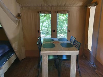 tente en toile et bois - Le Trèfle à 4 Feuilles photo 7