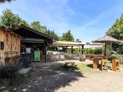 Cliquez pour découvrir toutes les photos de l'ÉTABLISSEMENT ! camping Flower Lac De Saint-Point Lamartine En Bourgogne photo 4
