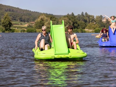 Cliquez pour découvrir toutes les photos de l'ÉTABLISSEMENT ! camping Flower Lac De Saint-Point Lamartine En Bourgogne photo 8